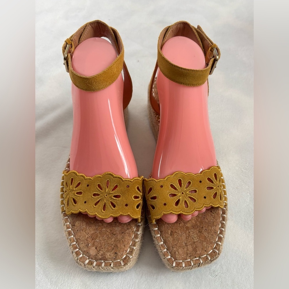 Crown Vintage Daffodil Mustard Suede Espadrille Wedge Sandals Size 10 - Picture 2 of 8